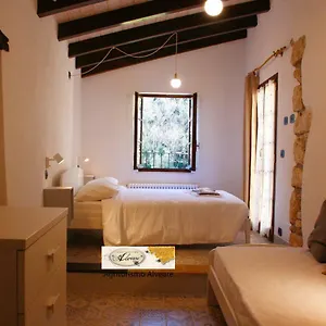agriturismo-alveare.hotelitalianriviera.com/